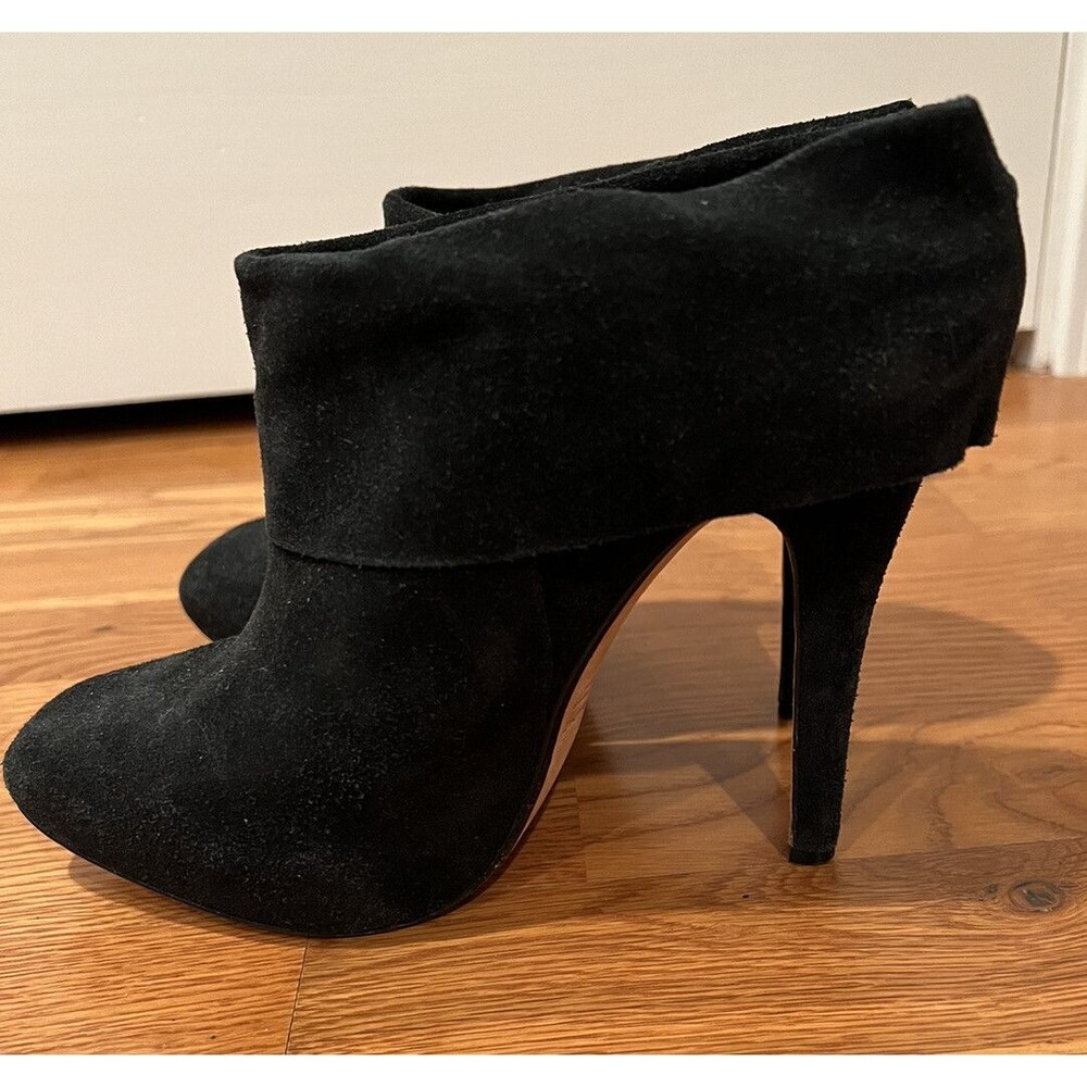 Max Studio Ankle Boots Platform Booties Women's Size 7M Black Suede Booties
